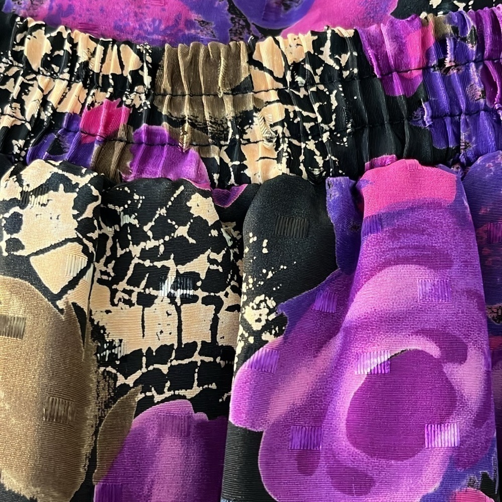 Fitting Image 2 pc. Black/ purple/ gold skirt and top. Size 22W. Beautiful - Picture 3 of 14